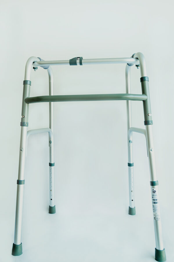 Caminador Plegable con un Botón en Aluminio sin Ruedas